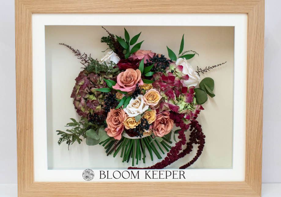 How to keep your wedding bouquet 