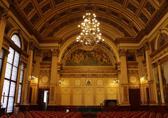 The Banqueting Hall in Glasgow's historic City Chambers - the perfect location for your wedding ceremony.