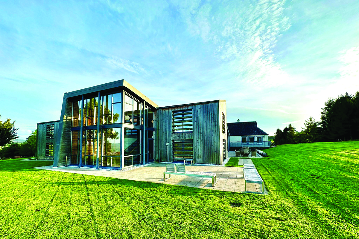Ardoch loch lomond image of exterior