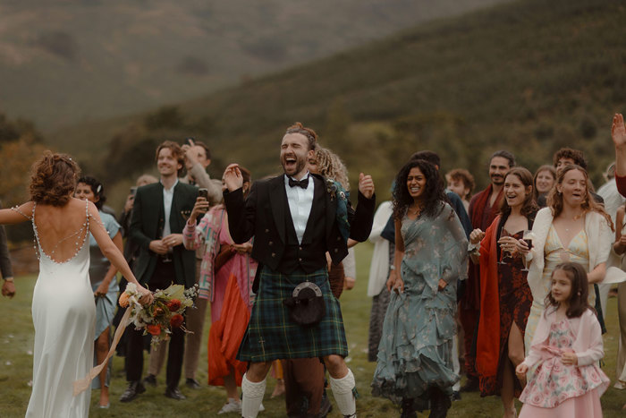 outdoor wedding ceilidh at Carrick Castle Estate 