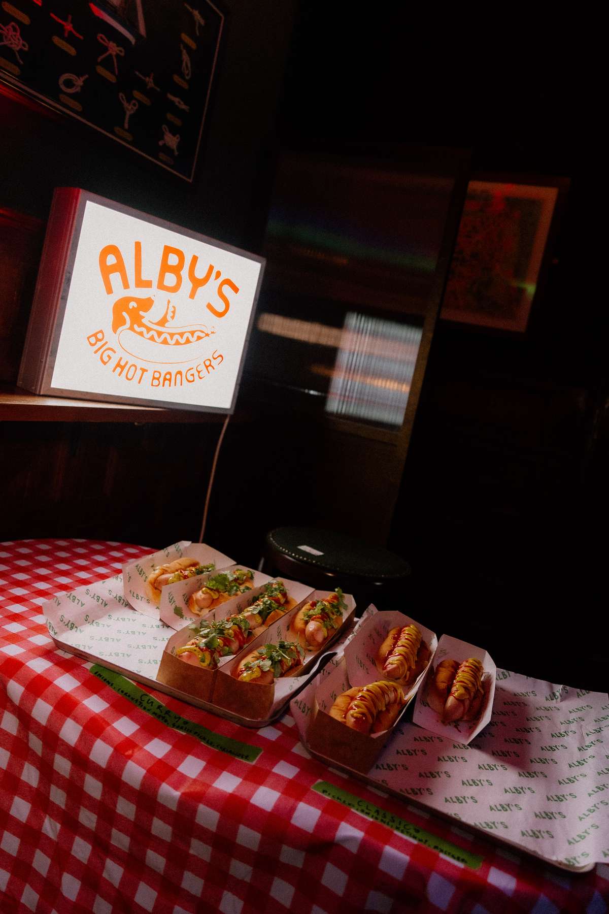 Alby’s hotdogs served as evening food at Kara and Rory’s wedding reception at Nauticus in Leith.