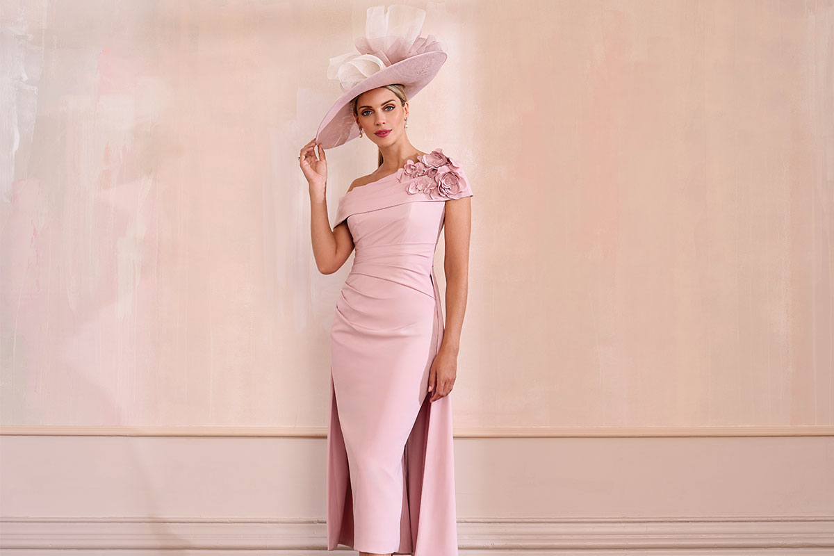 What should the Mother of the Bride or Groom wear to the wedding? What should the Mother of the Bride or Groom wear to the wedding?