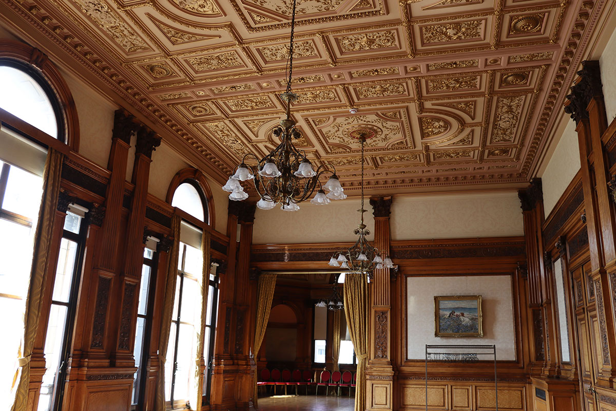 The Satinwood Suite at Glasgow City Chambers