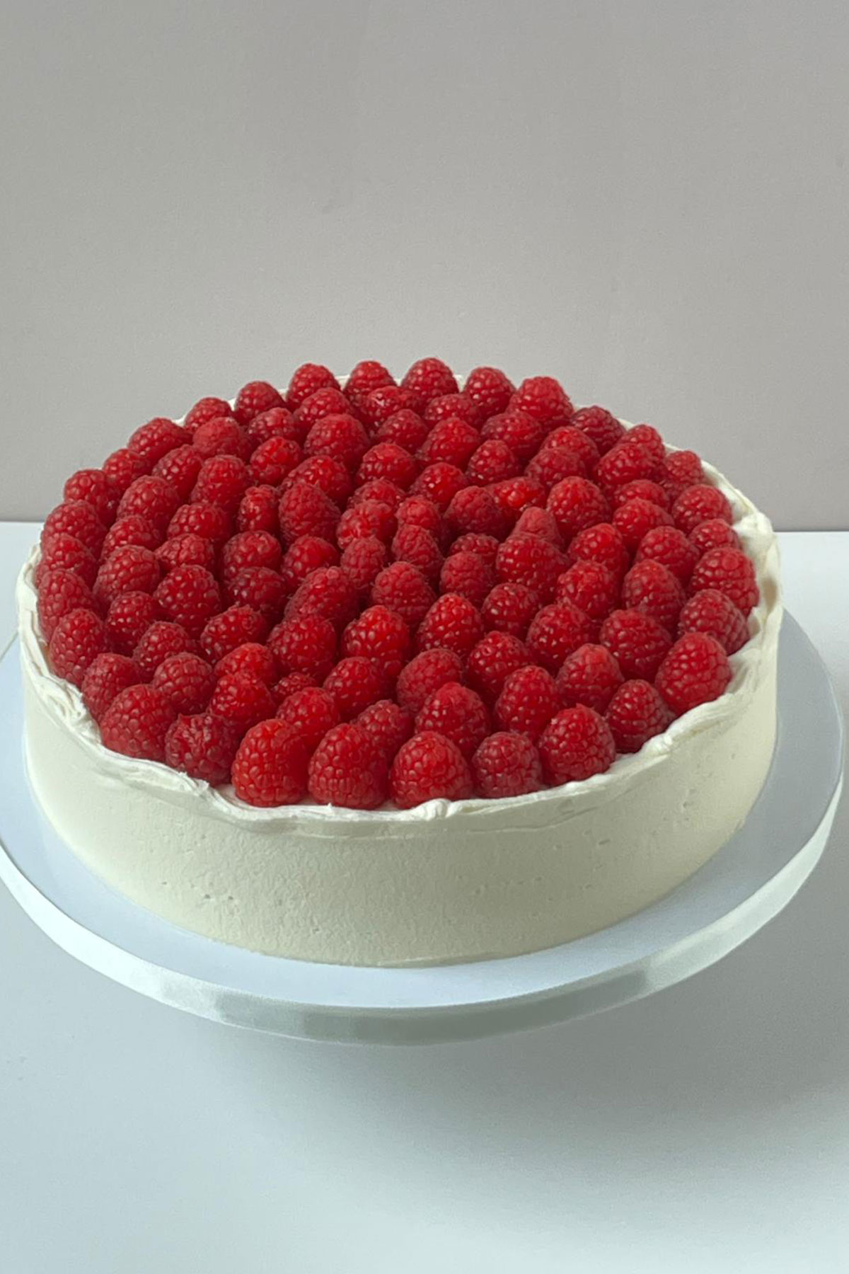 Raspberry wedding cake Liggy’s Cakes Scotland