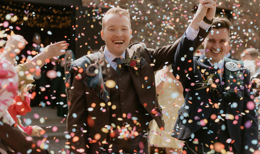 two grooms confetti shower