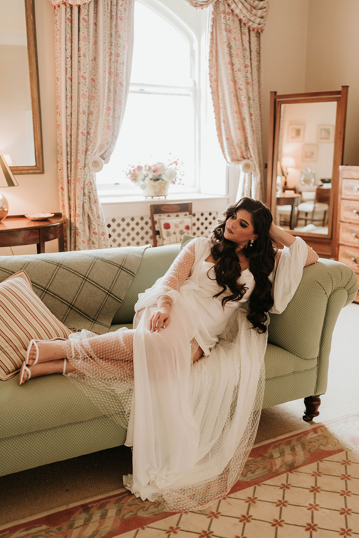 Citrus-inspired spring wedding styled shoot at Dundas Castle Citrus-inspired spring wedding styled shoot at Dundas Castle