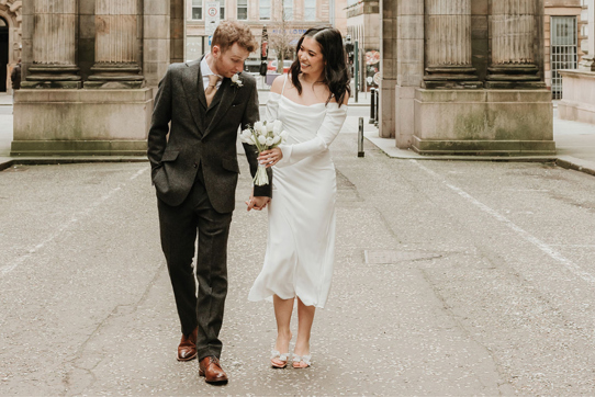 Bride and groom in Glasgow city centre 