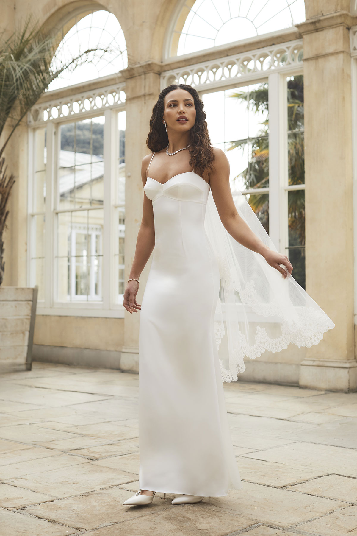 Temperley London's dreamy new Isabella collection is coming to Rachel Scott Couture Temperley London's dreamy new Isabella collection is coming to Rachel Scott Couture