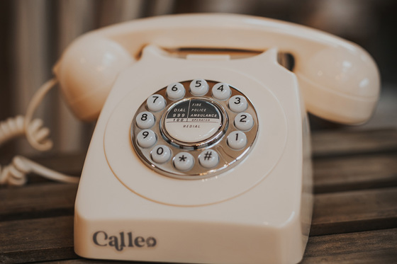 Cream Calleo phone