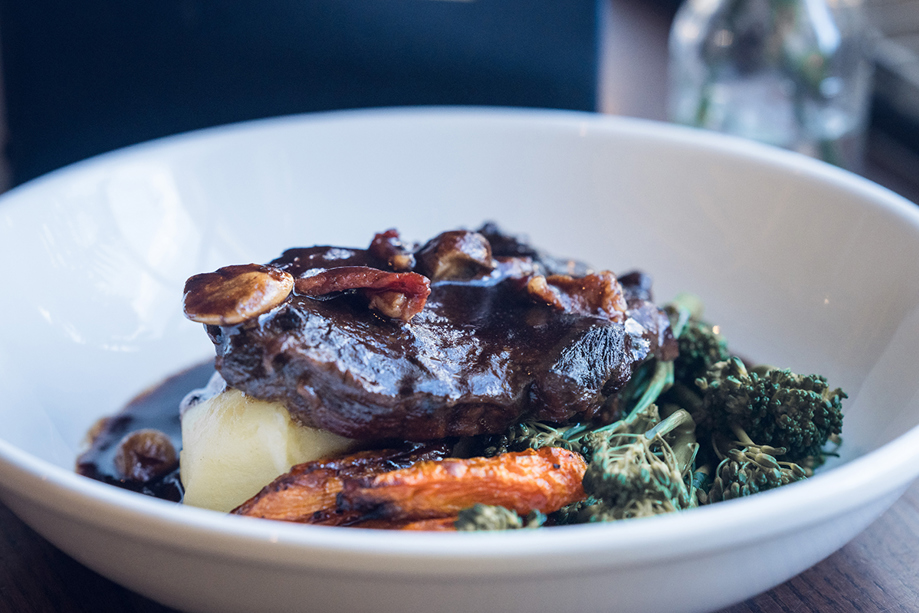 Meat and vegetables main meal by Tatties & Tipples Event Catering.