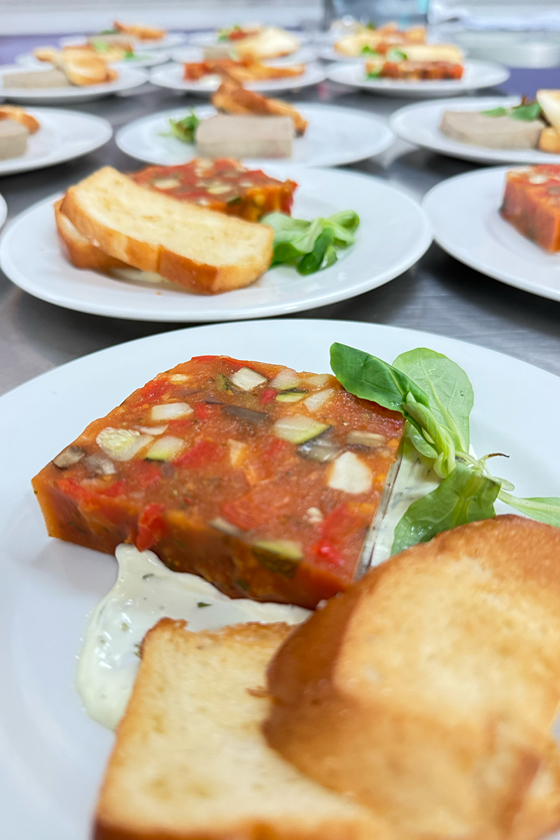 Melba toast and tomato starter by Tatties & Tipples Event Catering.