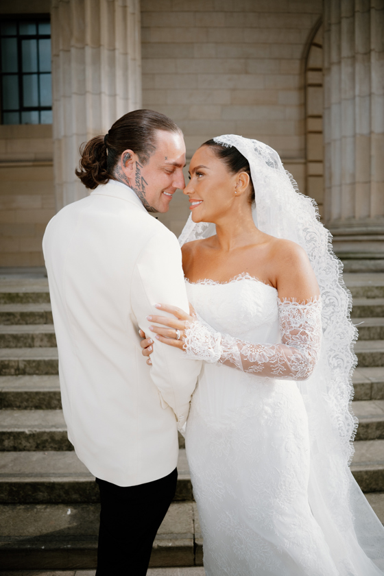 Bride and Groom editorial wedding Dundee City by Kamila Pickles Photography