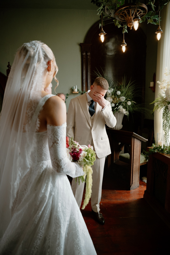 Emotional moment ceremony Wellington House by Kamila Pickles Photography